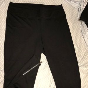 Melissa McCarthy Seven7 Pants